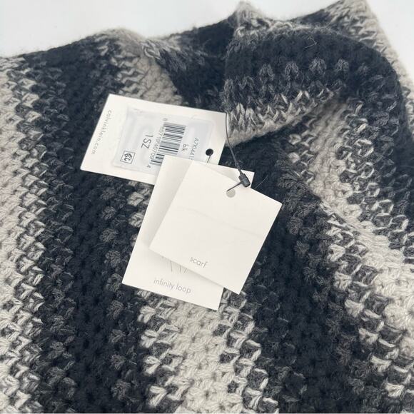 CALVIN KLEIN Scarf Infinity Loop Knit Yarn Winter Fall One Size Gray Black NWT - Picture 4 of 14